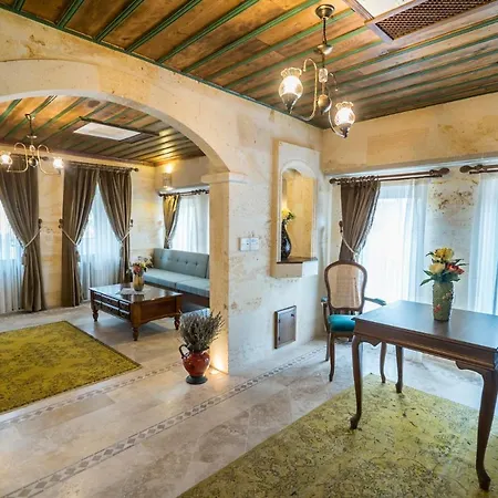 לינה וארוחת בוקר Sobek Stone House Cappadocia נבשהיר