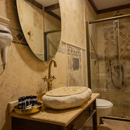 לינה וארוחת בוקר Sobek Stone House Cappadocia 3*